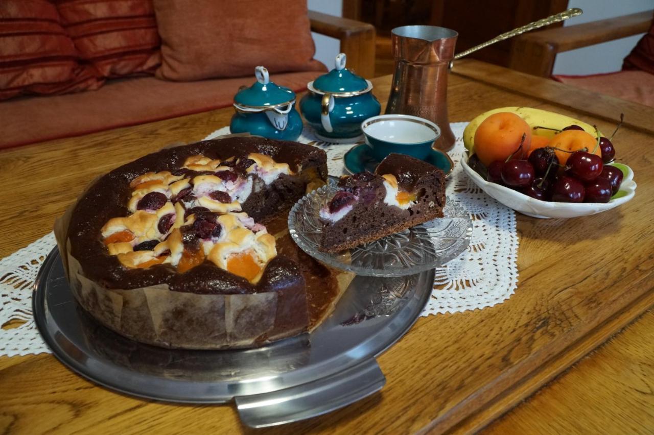 Home With The Veranda 벨리코 터르노보 외부 사진